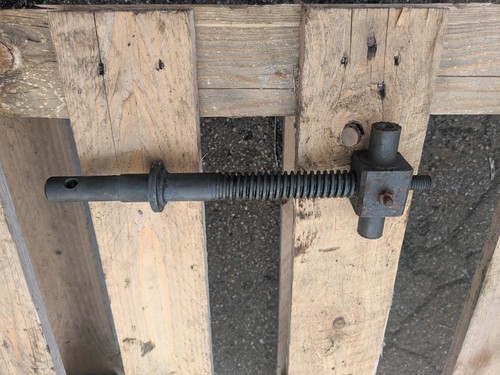 Spindel passend deutz - zu, fahr