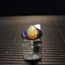 Ring, Gr.58  Silber 925 mit einem Opal Cabochon aus Äthiopien