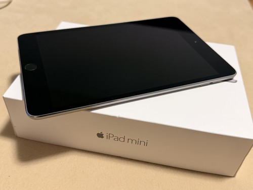 Apple ipad mini - 4, 7,9"