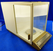 Mettler AE160 AE 160 Präzisions-Laborwaage Analysewaage Feinwaage Data-Interface