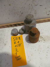 4 rostige Gewichte f