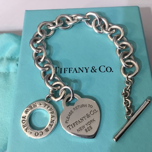 Return tiffany co - return,
