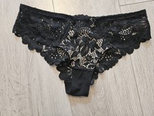Hunkemöller Slip Spitze Schwarz M