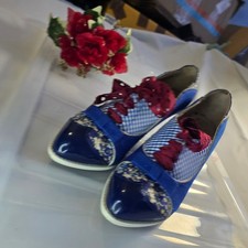 Poetic Licence London Heels