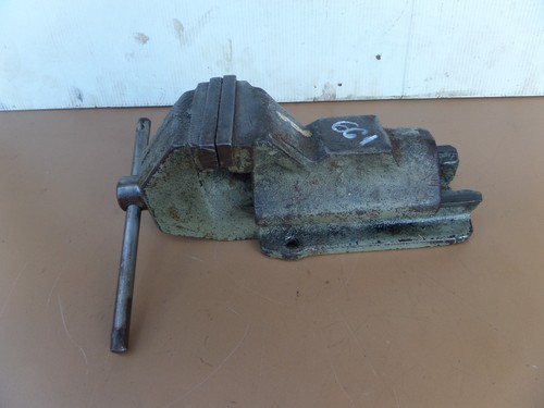 Alter massiver schraubstock - massiver,