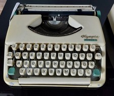Vintage Schreibmaschine, Olimpia SPLENDID 33, 60er Jahre