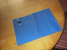 KISSEN INLETT  ZWEI STÜCK NAGELNEU BILDER UND TEXT BITTE I