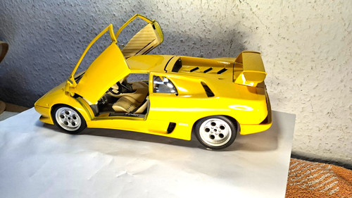 Burago lamborghini - burago,