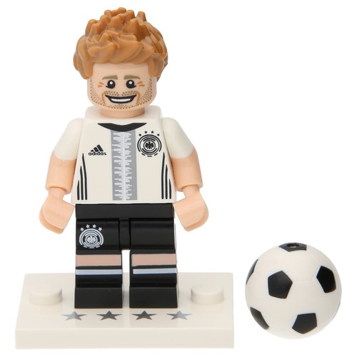 Lego benedikt höwedes - benedikt, –