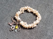 süßes Marken-Perlen-Armband