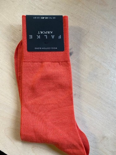 Falke airport socken - airport,