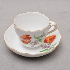 Meissen Blume 2 - Feuermohn, Mokkatasse mit Untertasse / Espressotasse & Untere