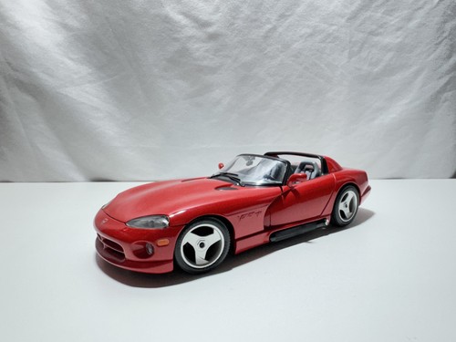 Bburago dodge viper rt 10 - 1:18,