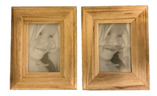 2 NEUE BILDERRAHMEN AUS HOLZ FÜR 10X15 CM UNSERE ORANGUTAN SPENDENAKTION K25/28