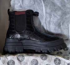 Buffalo Chelsea Boots Plateau