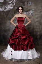 HBH Brautmode Duchesse Brautkleid mit Schleppe,Schnürung,Reifrock,Farbe:Bordeaux