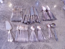 Elegantes Silberbesteck Rokoko