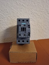 3RT2035-1AP00 Schütz: 3-polig NO x3 Hilfsschütze: NO + NC 230VAC 40A 3RT20 SIEME