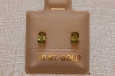 Feinste Peridot Ohrstecker - 5