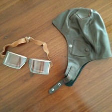 DDR Oldtimer Lederhaube Motorradhaube Cabriomütze Fliegermütze und Brille