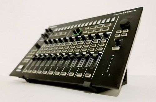 Roland 8 45 - tr-8, grad