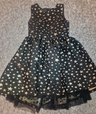 Festliches Kleid Mit Sternen