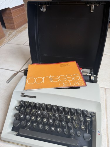 Vintage schreibmaschine mit - schreibmaschine,