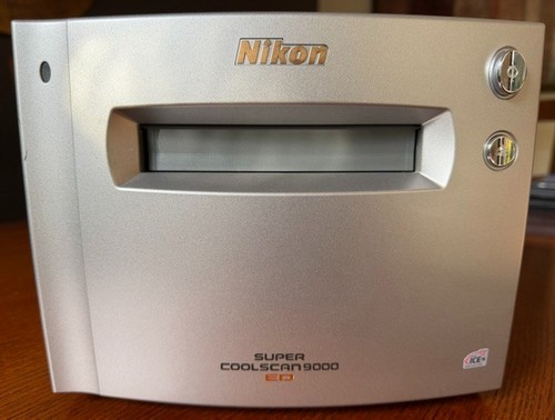 Nikon film scanner - film,