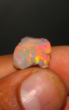 AAA 5,00 Ct Natürlicher Opal