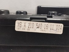 A2105401611 INSTRUMENTENTAFEL