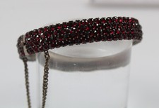 Schöner alter Armreif mit