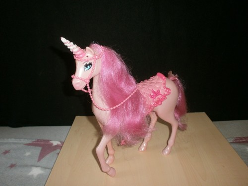 Barbie einhorn mit sattel - sattel, und