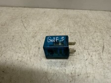 VW Golf 3 Anhängerkupplung Blinkerrelais Relais  4DM003360 4DM004420-04