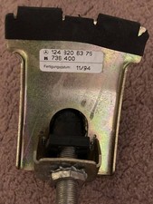 Antennenfuß für D-Netz-Antenne Mercedes W124 Radio Telefon A1248206375