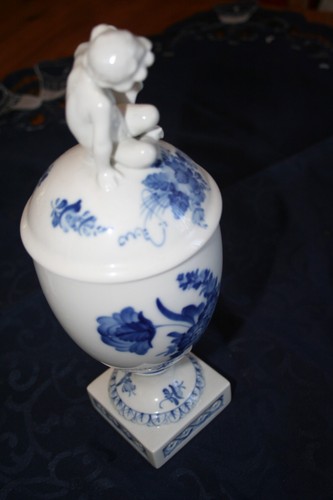 Royal copenhagen blaue blume - copenhagen,