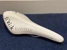 Fizik Arione K:IUM Sattel in