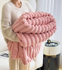 Kuscheldecke Tagesdecke Bettüberwurf 150x200 Micro Wohndecke Flanell Decke