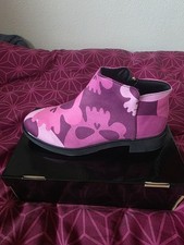 Pinke Stiefeletten Gr. 44 –