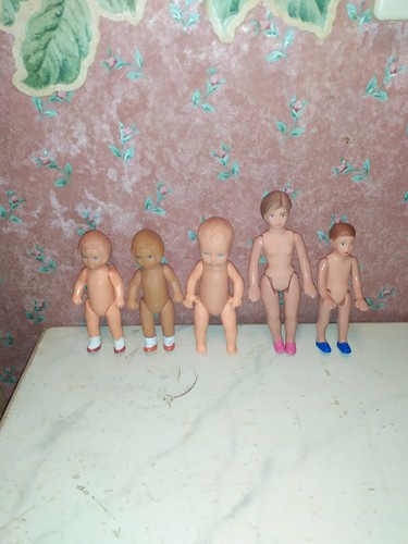 Alte puppe teils ari - puppe,