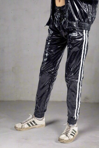 Touch black white - -,