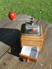 Kaffeemühle aus Holz