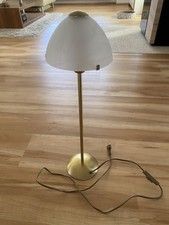 Honsel Messing gebürstete Tischlampe Stehlampe mit robustem Milchglasschirm