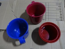 Tee Tasse 1 blaue & 1 brombeer Farbe  + 1 Sieb - Tupperware