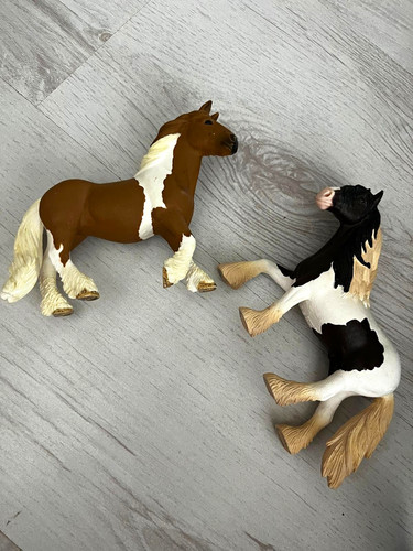 Pferde figuren von schleich - figuren,