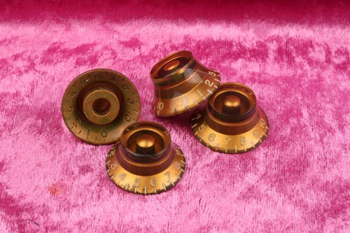 Relic tophats cab - gold,, tinted
