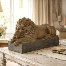 Liegender Löwe Tempelwächter