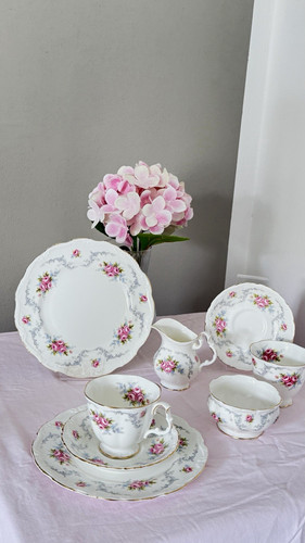 Royal albert - royal,