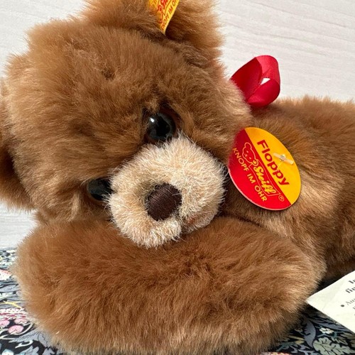Mit etikett steiff schlappbär - mit,