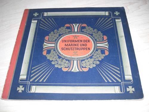 Uniformen der marine und - uniformen,