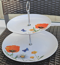 sehr schöne Etagere mir